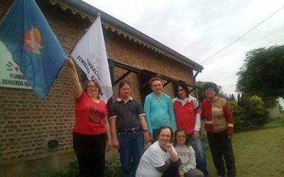 Senderos que Unen