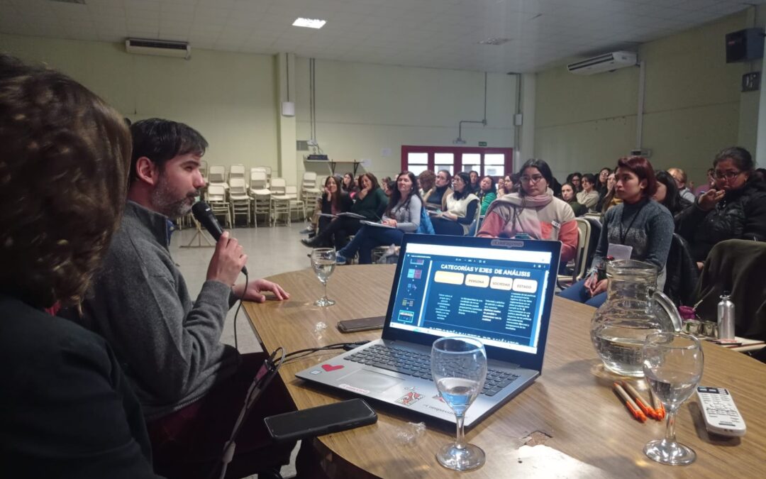 PRESENTAMOS NUESTRO MODELO EN LA UNIVERSIDAD PROVINCIAL DE CÓRDOBA