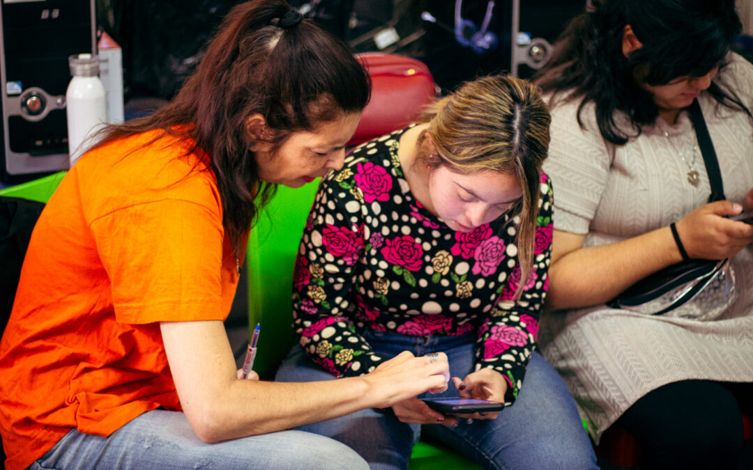 Mujeres con discapacidad y empleo: «El Mensajero» difunde nuestra investigación