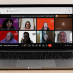una videollamada con las participantes del taller