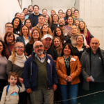 foto grupal de todas las personas que participaron del encuentro