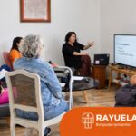 un grupo de personas que participaron del taller